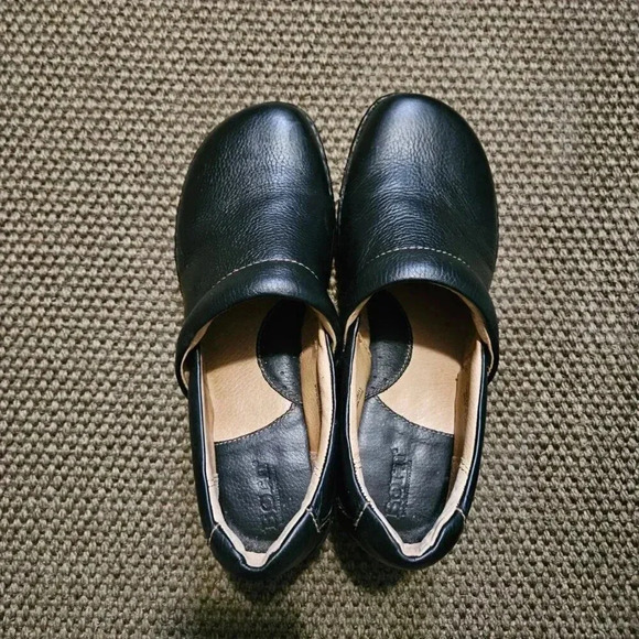 Born  Shoes | Paddock Pebble Black Leather Wedge Clogs Shoes - Picture 16 of 16